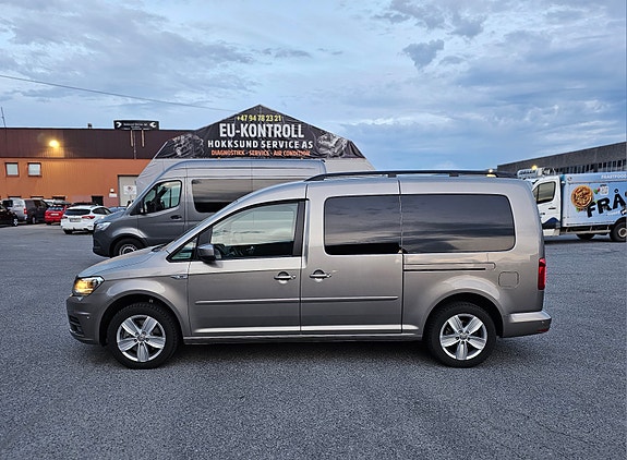 Volkswagen Caddy Maxi 12 of 30