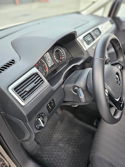 Volkswagen Caddy Maxi 20 of 30