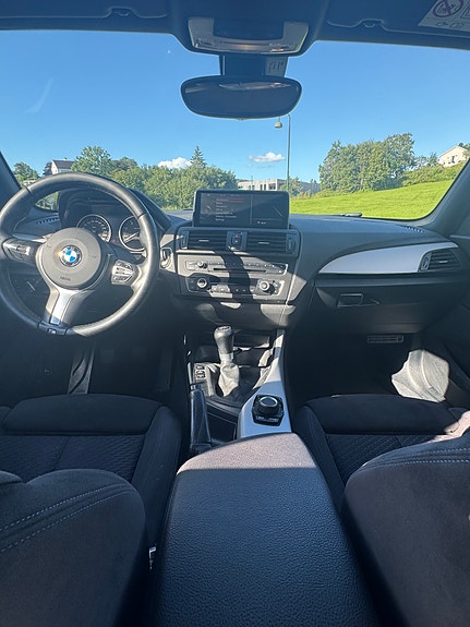 BMW 118d 8 of 14