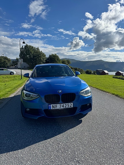 BMW 118d 2 of 14
