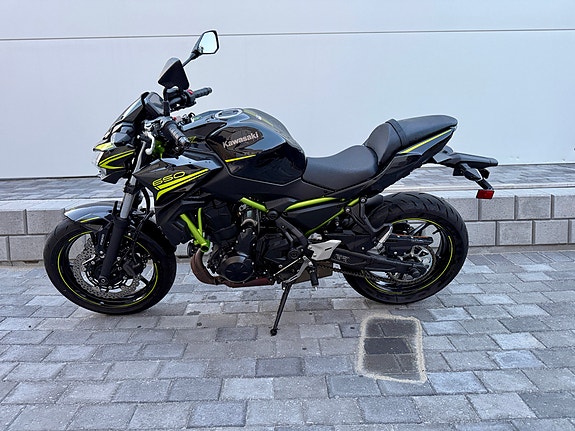 Kawasaki Z650 A2 3 of 5