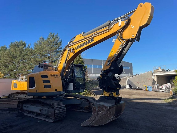Liebherr R 926 Compact Litronic 2 of 5