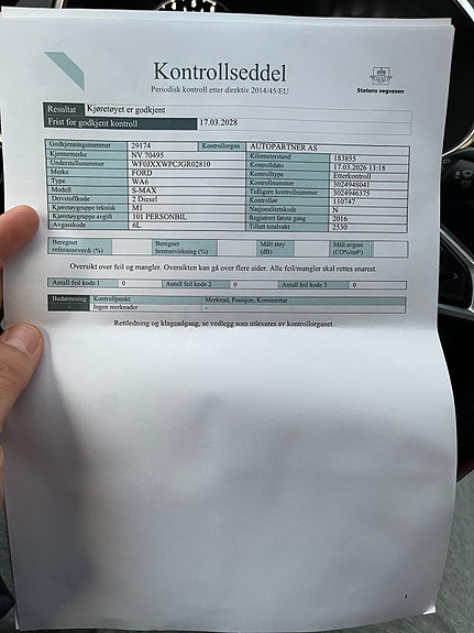 Ford S-MAX 12 of 24