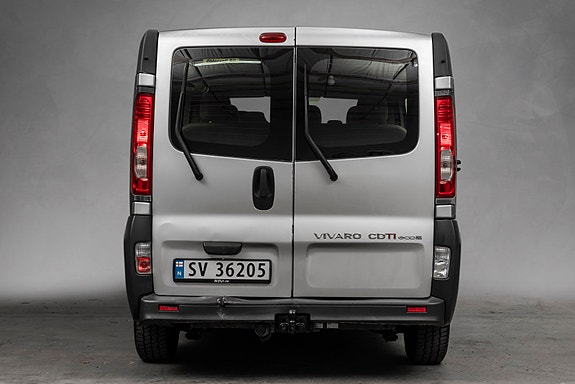 Opel Vivaro 5 of 5