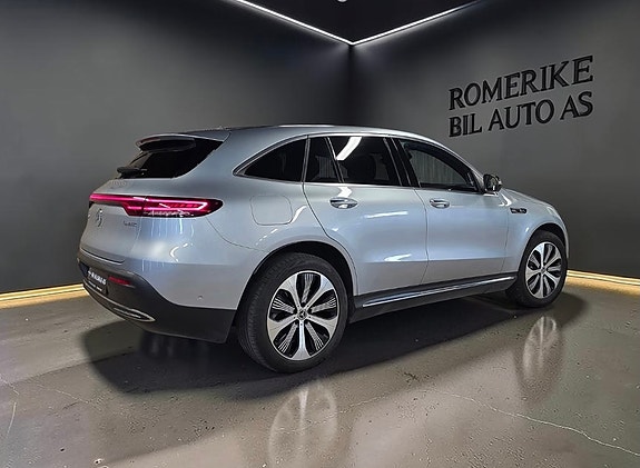 Mercedes-Benz EQC400 9 of 30