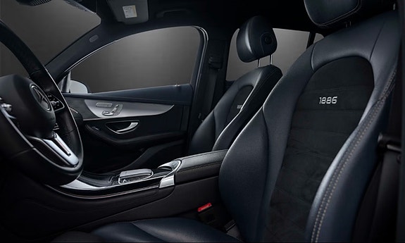 Mercedes-Benz EQC400 27 of 30