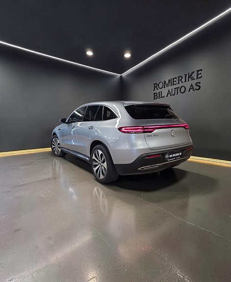 Mercedes-Benz EQC400 6 of 30