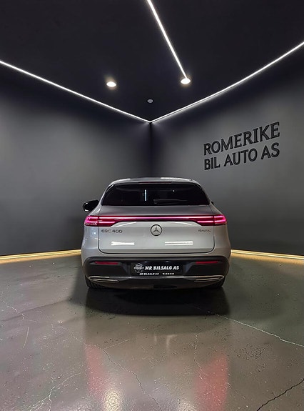 Mercedes-Benz EQC400 7 of 30