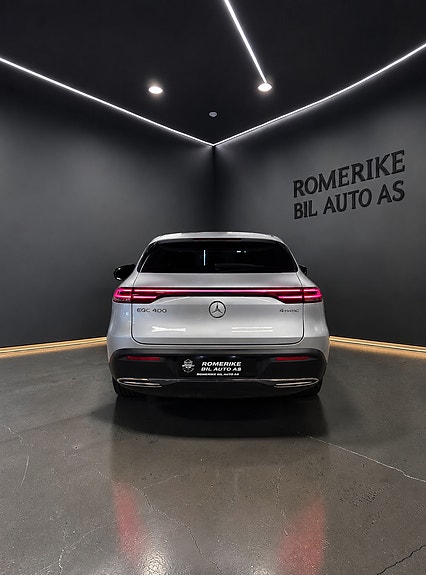 Mercedes-Benz EQC400 16 of 30