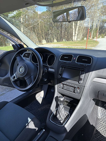 Volkswagen Golf VI 4 of 5