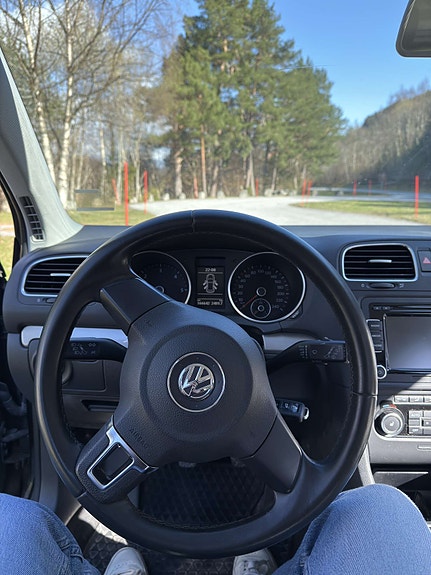 Volkswagen Golf VI 5 of 5