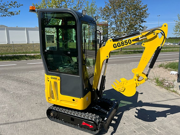 Andre GÜNTER KUBOTA 15HK 1000KG MINIGRAVER PREMIUM 2 of 5