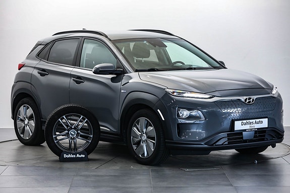 Hyundai Kona 2 of 5