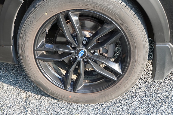 Subaru Outback 2 of 5