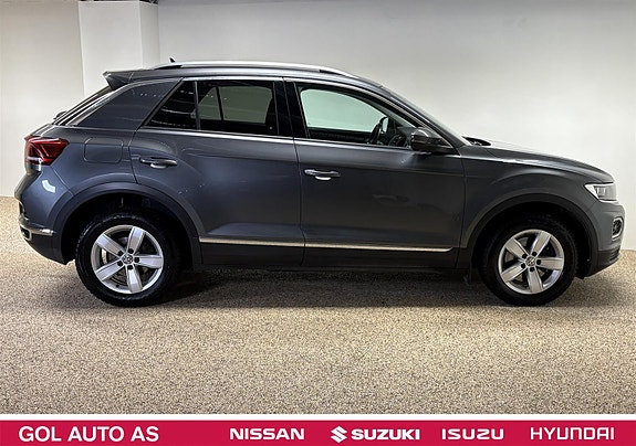 Volkswagen T-Roc 9 of 27