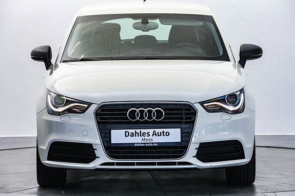 Audi A1 3 of 5