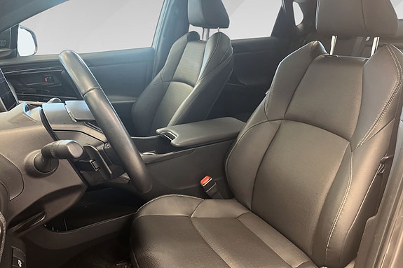 Subaru Solterra 10 of 18