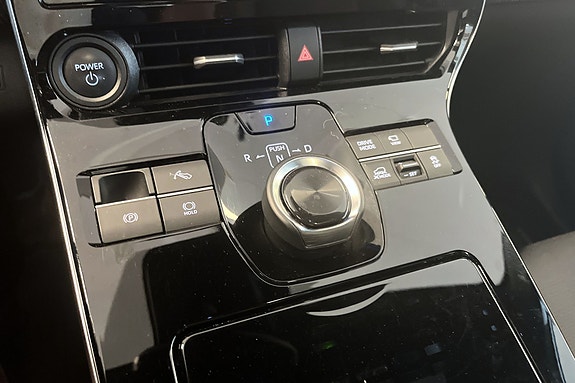 Subaru Solterra 16 of 18