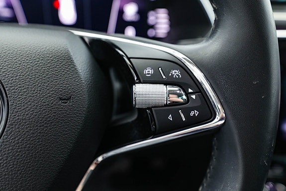 Skoda Superb 24 of 30
