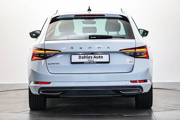 Skoda Superb 12 of 30