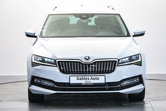 Skoda Superb 6 of 30