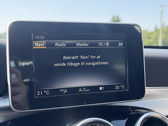 Mercedes-Benz C250 13 of 21
