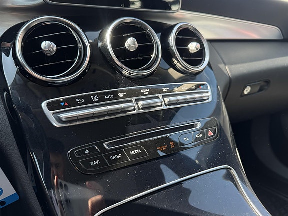 Mercedes-Benz C250 12 of 21