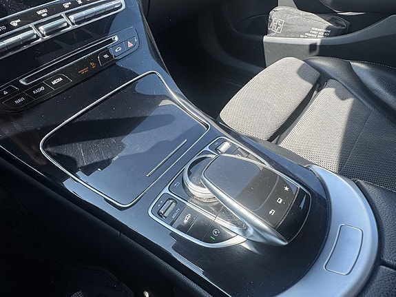 Mercedes-Benz C250 11 of 21