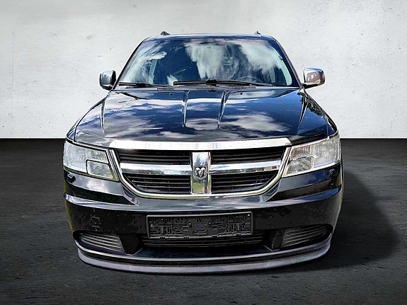 Dodge Journey 4 of 5