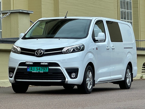 Toyota Proace 2 of 5