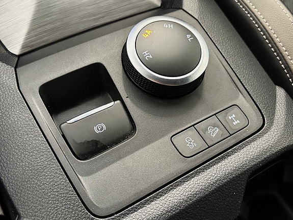 Volkswagen Amarok 15 of 21