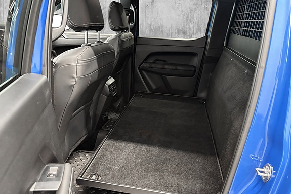 Volkswagen Amarok 6 of 21