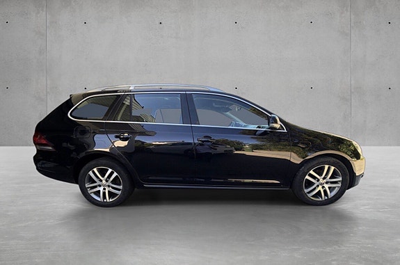 Volkswagen Golf VI 4 of 5