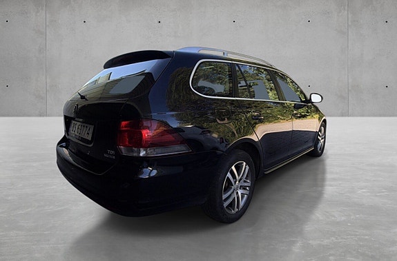 Volkswagen Golf VI 5 of 5