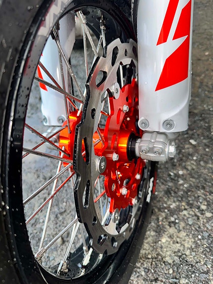 KTM 300 EXC 17 of 28