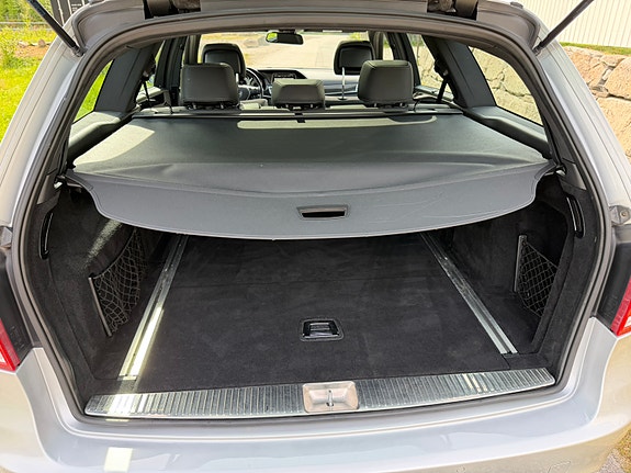 Mercedes-Benz E350 14 of 30