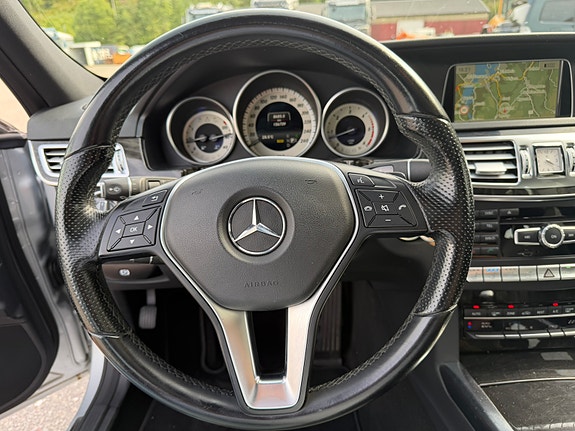 Mercedes-Benz E350 30 of 30