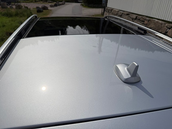 Mercedes-Benz E350 11 of 30