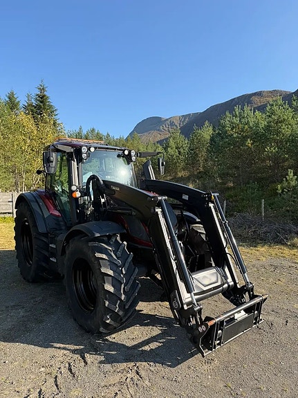 Valtra N175D 6 of 12