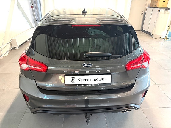 Ford Focus 5 of 16
