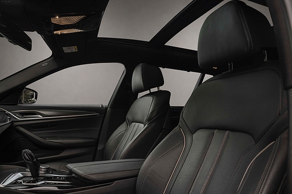 BMW 530e 13 of 30