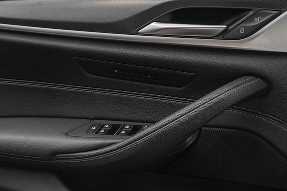 BMW 530e 11 of 30