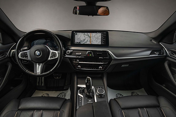 BMW 530e 9 of 30