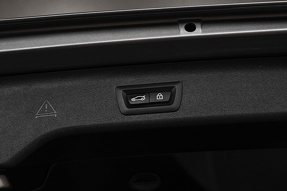 BMW 530e 18 of 30