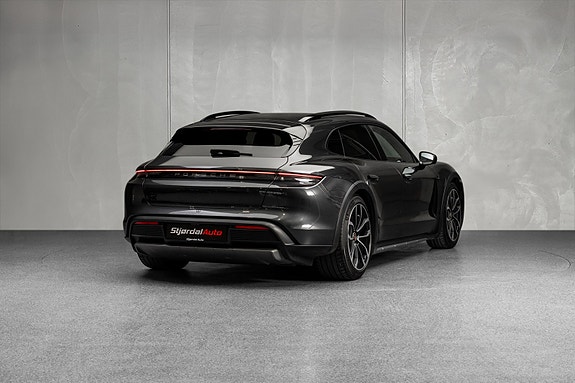 Porsche Taycan 4 9 of 30