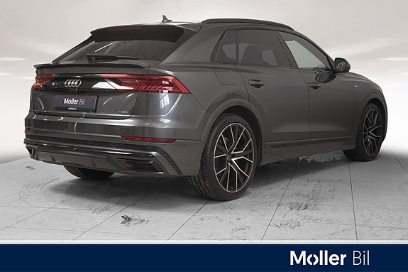 Audi Q8 2 of 5