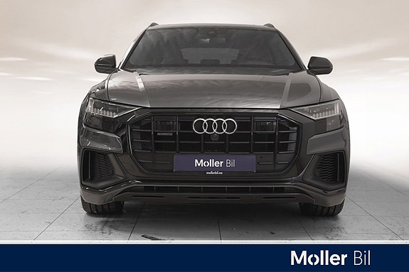 Audi Q8 4 of 5
