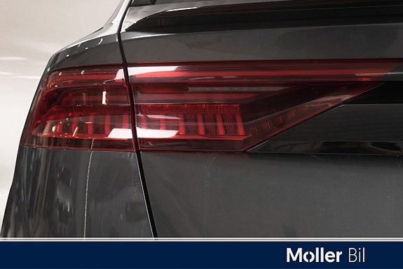 Audi Q8 6 of 30