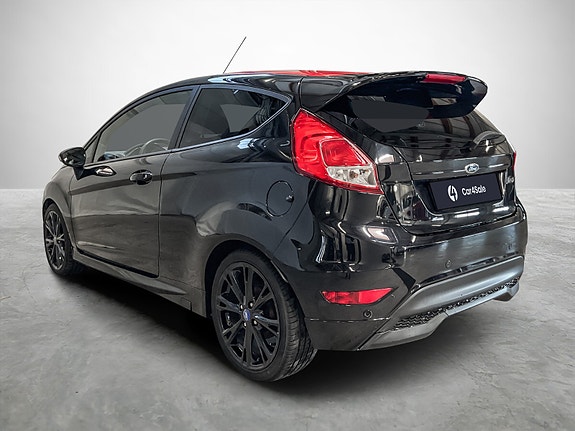 Ford Fiesta 3 of 5