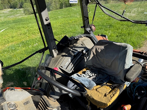 Zetor 8540 m/tvillinghjul framme og bak. 17 of 30